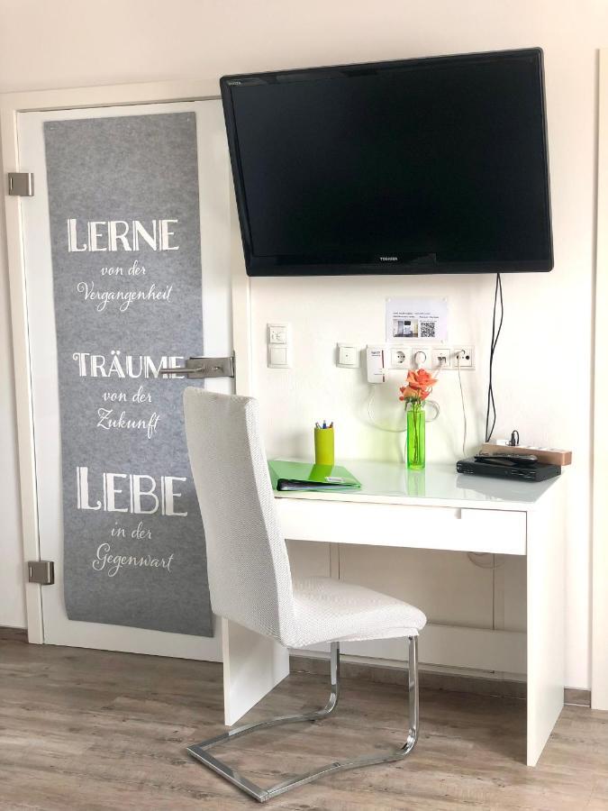 Apartment Oase- Kaiserslautern Bagian luar foto